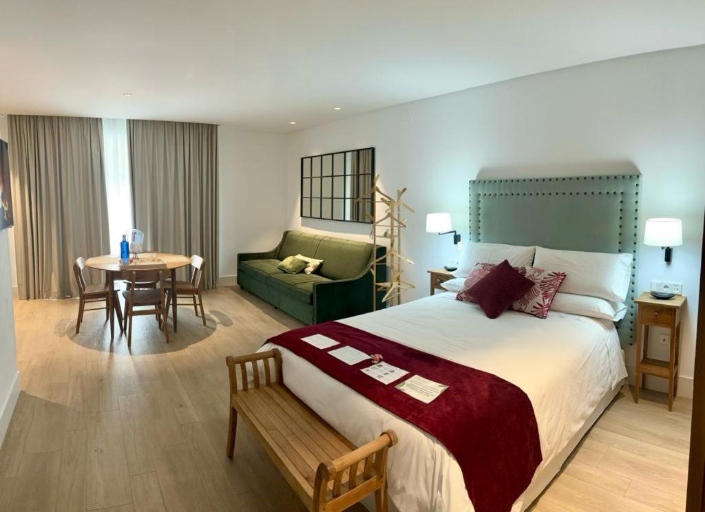 Apartamentos Turisticos La Plaza Чипиона Экстерьер фото
