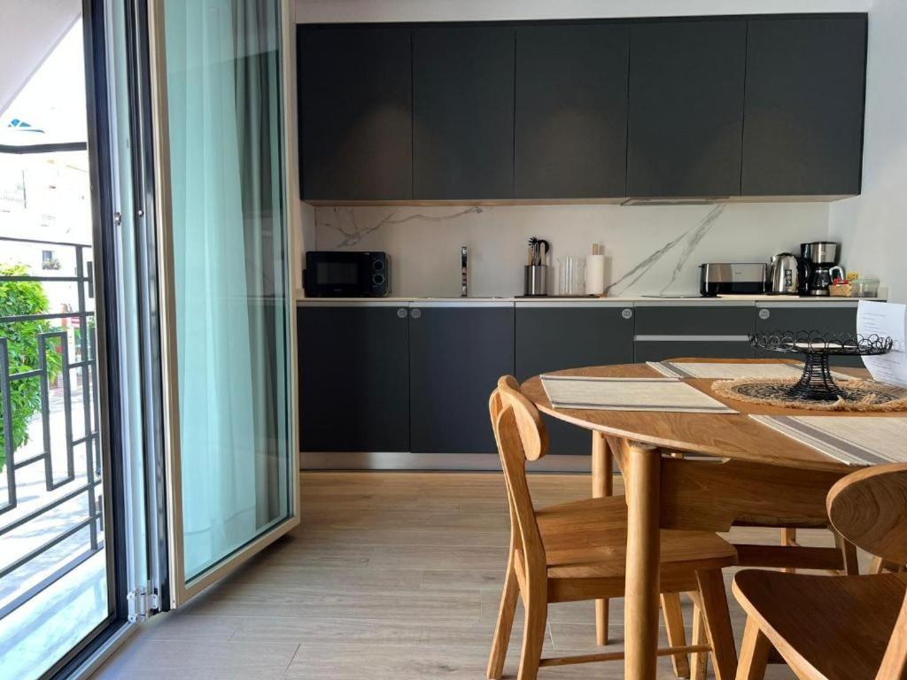 Apartamentos Turisticos La Plaza Чипиона Экстерьер фото