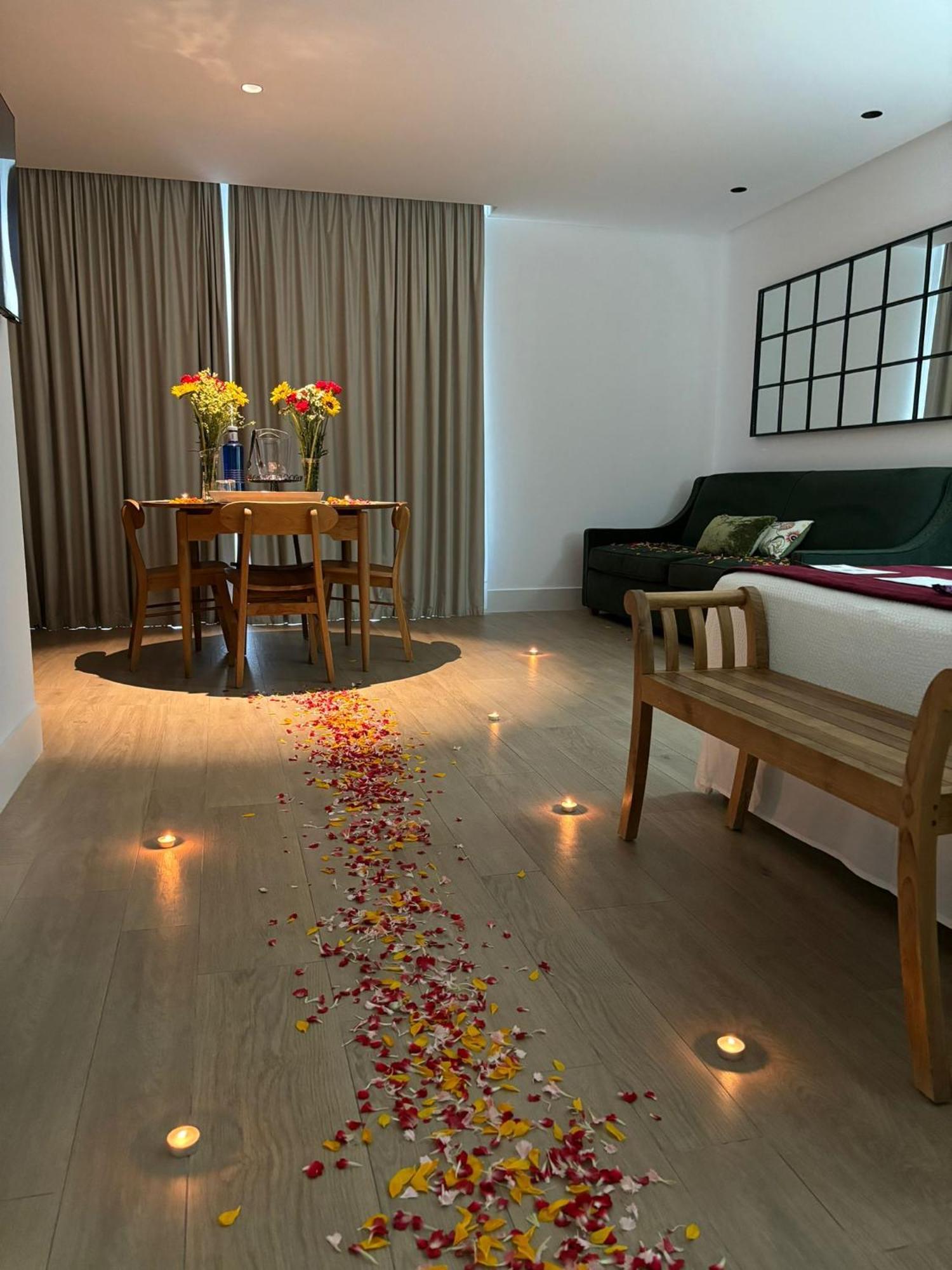 Apartamentos Turisticos La Plaza Чипиона Экстерьер фото