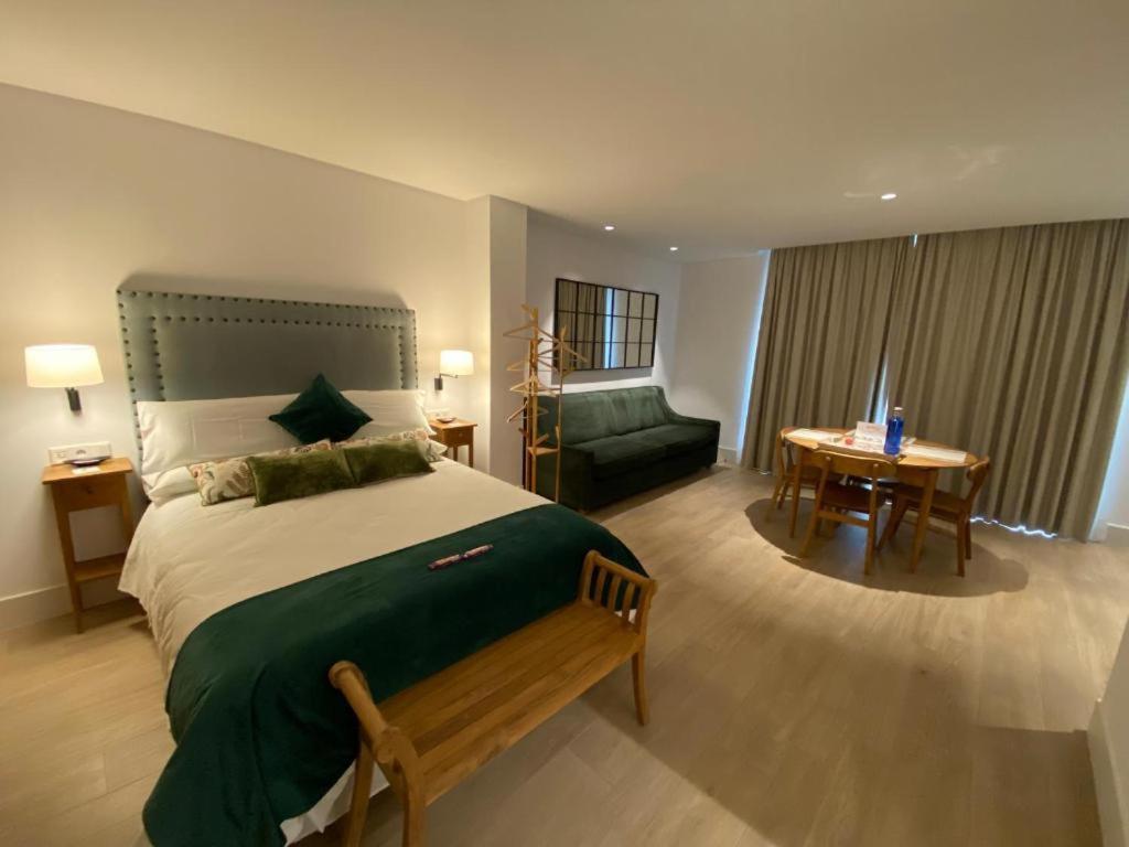 Apartamentos Turisticos La Plaza Чипиона Экстерьер фото