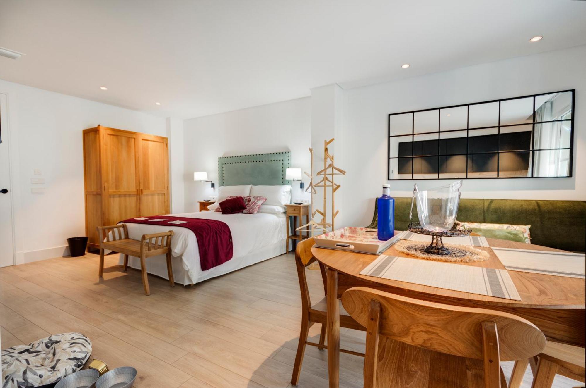 Apartamentos Turisticos La Plaza Чипиона Экстерьер фото